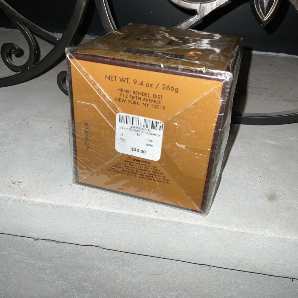 Henri Bendel CINNAMON BARK Large Candle Sealed - Picture 2 of 2